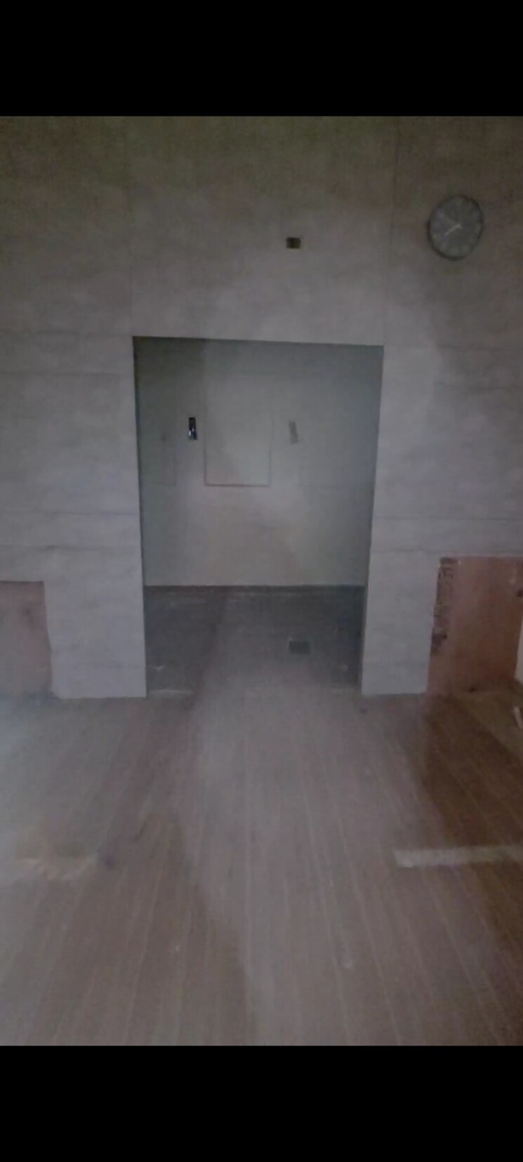 Room, destination-centre-nanded Commercial Shop 330 Sq.Ft. In Nanded Pune 9383081