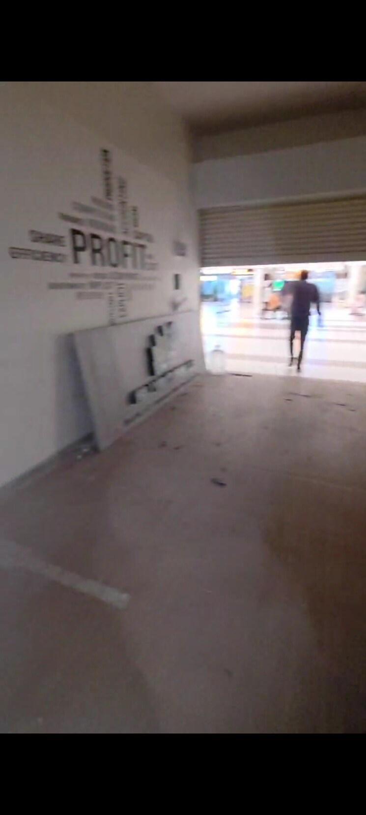 Room, destination-centre-nanded Commercial Shop 330 Sq.Ft. In Nanded Pune 9383081