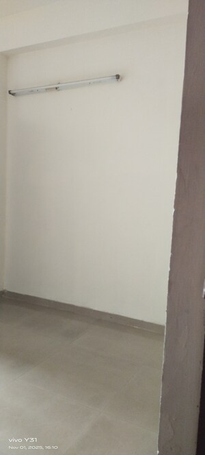 Room in 3 BHK Apartment at Mahagun Mywoods, Sector 16c Greater Noida – for Rent