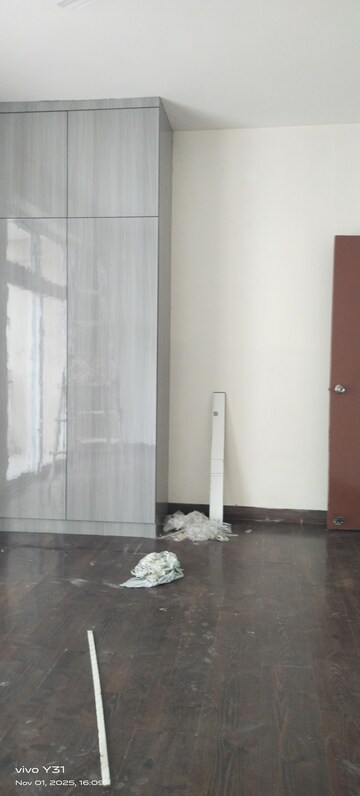 Bathroom in 3 BHK Apartment at Mahagun Mywoods, Sector 16c Greater Noida – for Rent