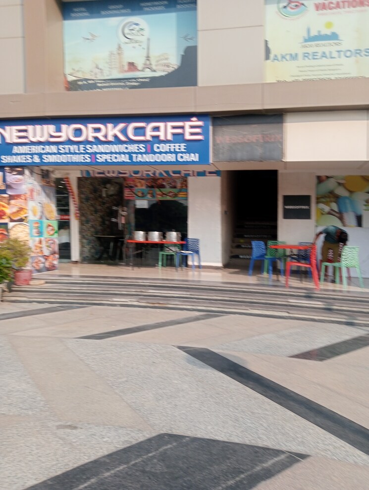 Exterior View, motia-citi-royal-business-park Commercial Showroom 680 Sq.Ft. In Ambala Highway Zirakpur 9383108