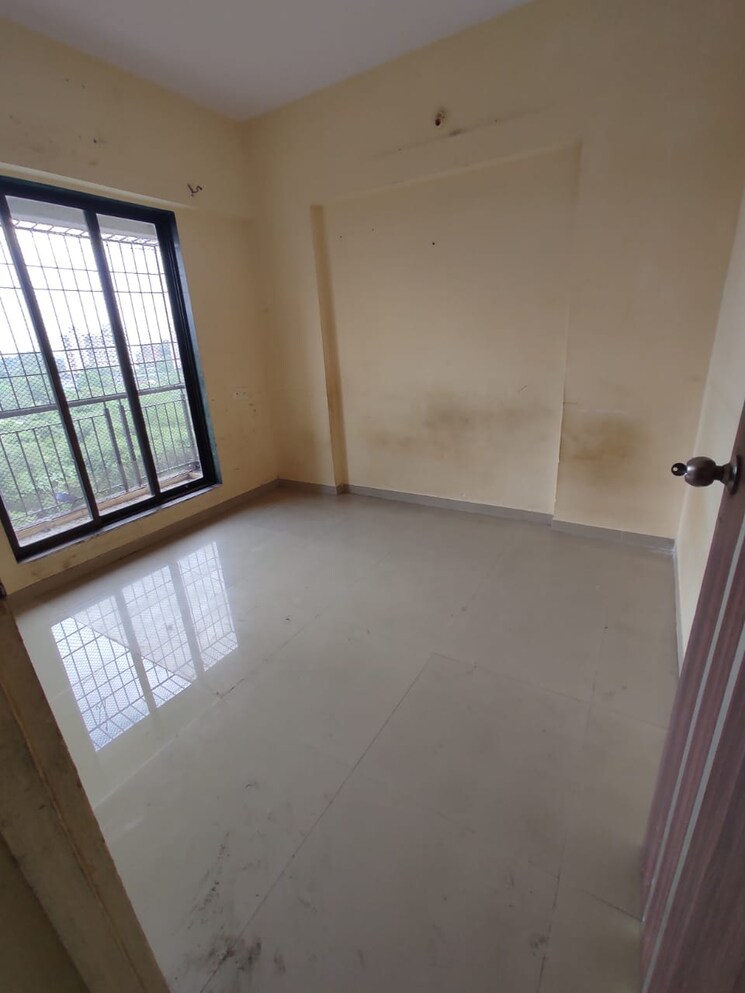 Room, squarefeet-imperial-square 1 Bedroom 425 Sq.Ft. Apartment In Ghodbunder Road Thane 9383103