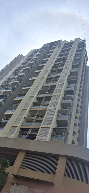 2 BHK Apartment For Rent in Bhairaav Goldcrest Residency, Ghansoli
