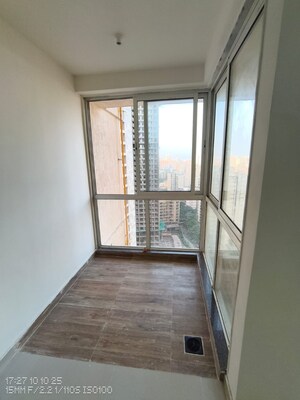 Room in 1 BHK Apartment at Puranik Tokyo Bay Phase 2A, Kasarvadavali – for Rent