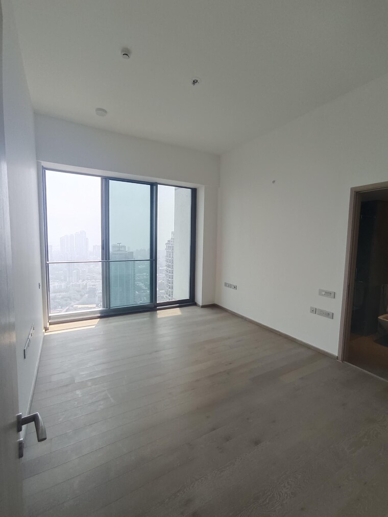 Room, rustomjee-crown 4 Bedroom 1700 Sq.Ft. Apartment In Prabhadevi Mumbai 9383147