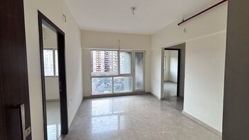 2 BHK Apartment For Rent in Omkar Signet, Malad East