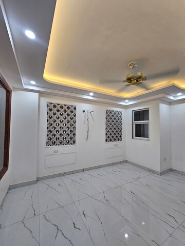 Room in 3 BHK Builder Floor at Chattarpur – for Sale