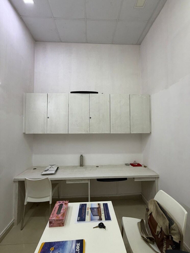 Other, rustomjee-eaze-zone-mall Commercial Office Space 177 Sq.Ft. In Malad West Mumbai 9383220