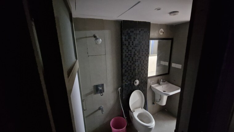 Bathroom, lodha-splendora 1 Bedroom 450 Sq.Ft. Apartment In Ghodbunder Road Thane 9383239