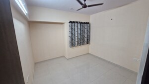 Room in 1 BHK Apartment at Lodha Splendora, Ghodbunder Road – for Sale