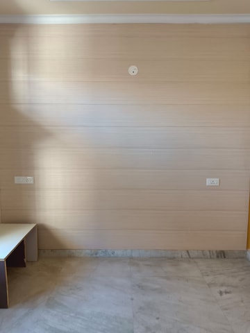 Room in 3 BHK Apartment at Maya Garden City, Lohgarh – for Rent