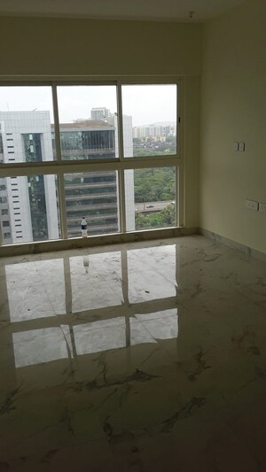3 BHK Apartment For Rent in Raheja Ridgewood, Goregaon East
