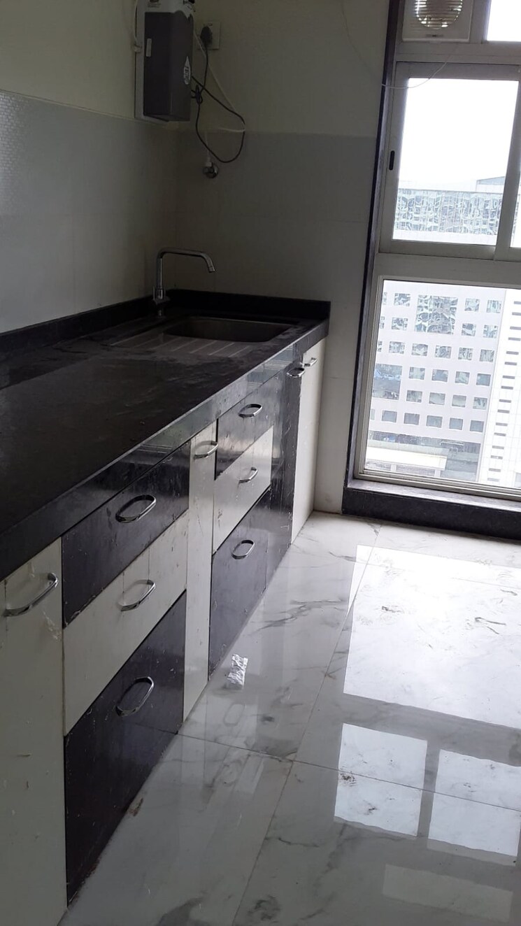 Kitchen, raheja-ridgewood 3 Bedroom 1050 Sq.Ft. Apartment In Goregaon East Mumbai 9383243