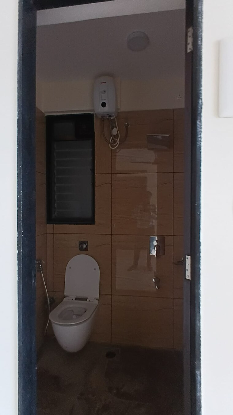 Bathroom, ariha-signature 2 Bedroom 677 Sq.Ft. Apartment In Goregaon West Mumbai 9383265