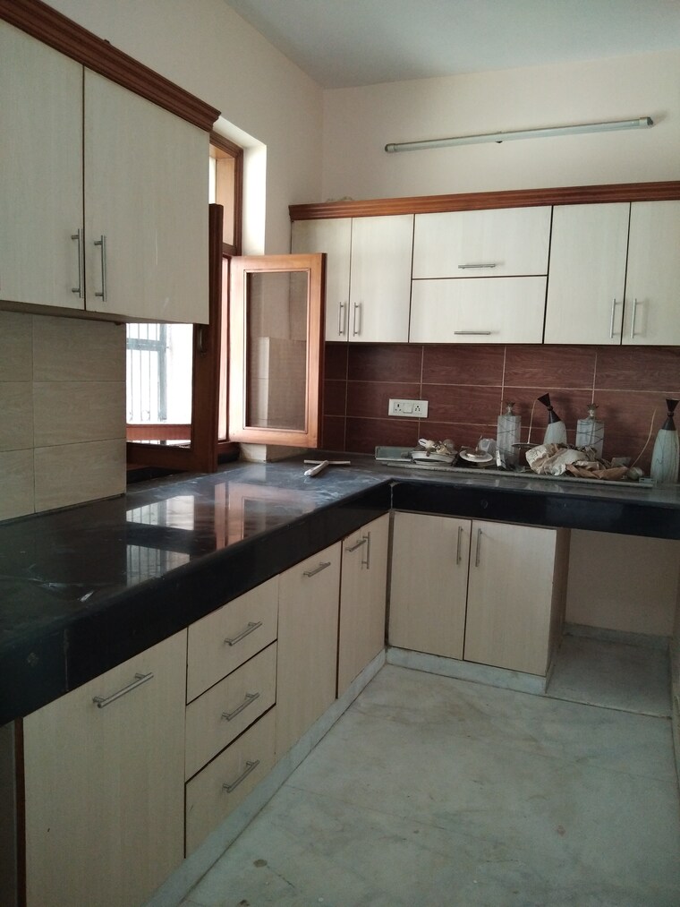 Kitchen, malviya nagar 3 Bedroom 1125 Sq.Ft. Builder Floor In Malviya Nagar Delhi 9383253