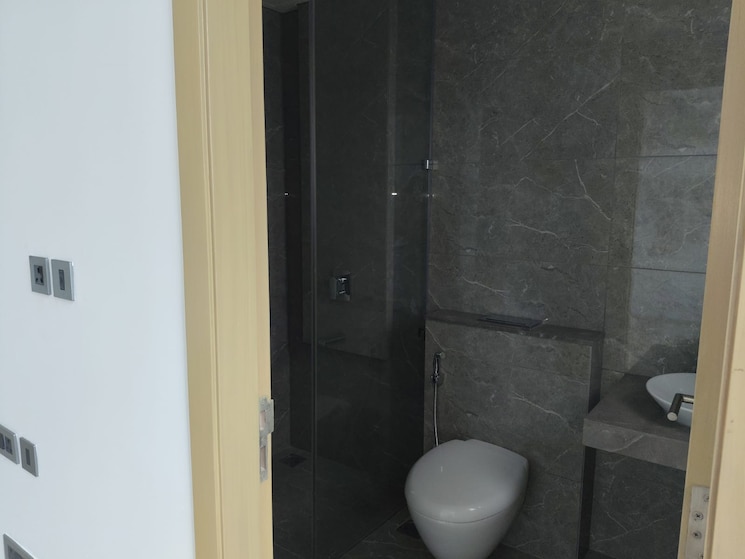 Bathroom, oberoi-sky-city 3 Bedroom 1100 Sq.Ft. Apartment In Borivali East Mumbai 9383269