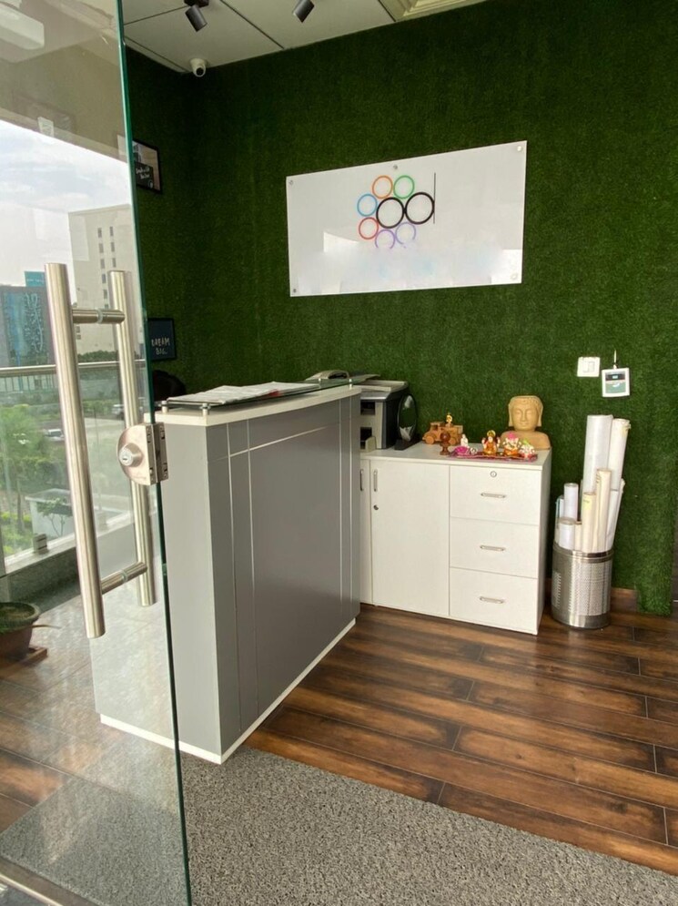 undefined, palasia Commercial Office Space 1180 Sq.Ft. In Palasia Indore 9383278