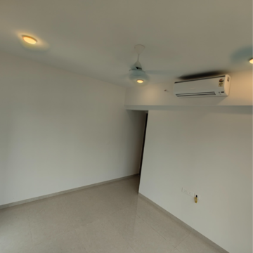 Room in 3 BHK Apartment at S Raheja Silver Rock, Waterfield Road – for Rent