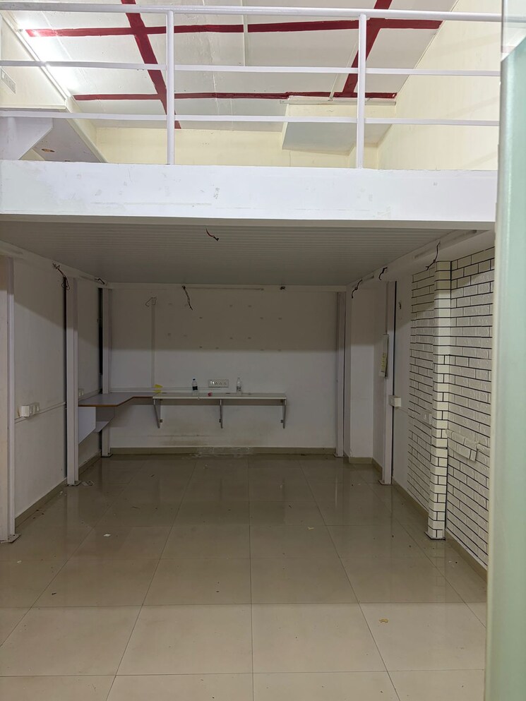 Team Area, rustomjee-eaze-zone-mall Commercial Office Space 212 Sq.Ft. In Malad West Mumbai 9383273