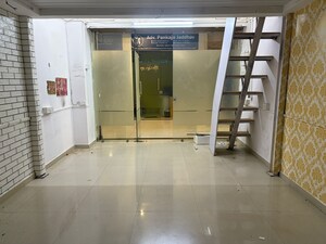  Office Space – Entrance View at Rustomjee Eaze Zone Mall, Malad West - for Sale