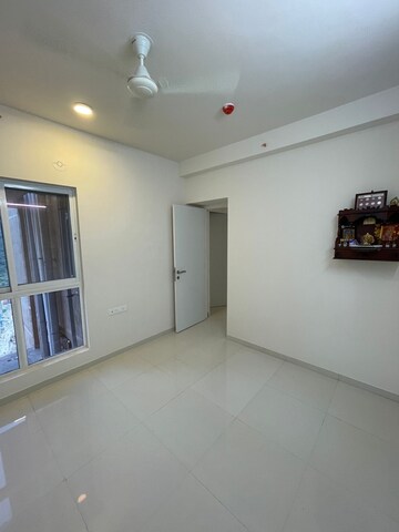 Room in 2 BHK Apartment at Godrej Green Cove, Mahalunge – for Rent