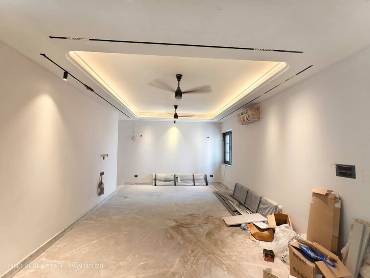 Living Room, soami nagar 4 Bedroom 450 Sq.Ft. Builder Floor In Soami Nagar Delhi 9383308