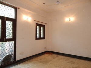 Room in 2 BHK Builder Floor at Malviya Nagar – for Sale