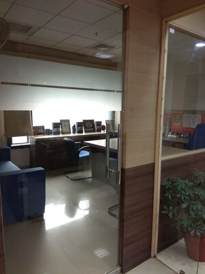  Office Space For Rent in Vibhuti Khand