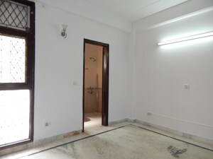 Room in 2 BHK Builder Floor at Malviya Nagar – for Sale