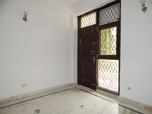 Room in 2 BHK Builder Floor at Malviya Nagar – for Sale
