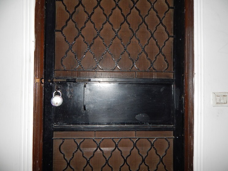 undefined, malviya nagar 2 Bedroom 900 Sq.Ft. Builder Floor In Malviya Nagar Delhi 9383294