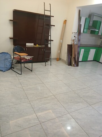 Gym in 3 BHK Builder Floor at Sector 19 – for Rent