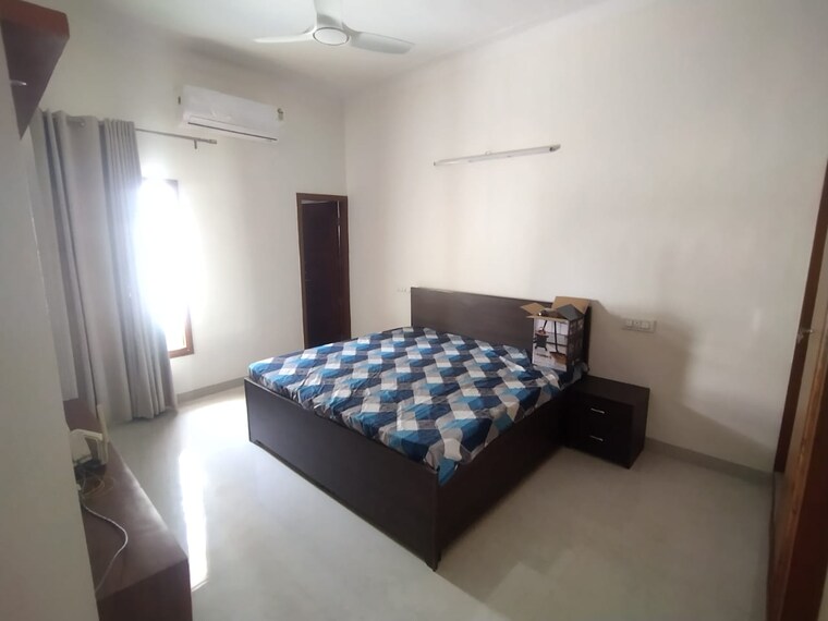 Bedroom, sector 21 4 Bedroom 4000 Sq.Ft. Builder Floor In Sector 21 Chandigarh 9383336