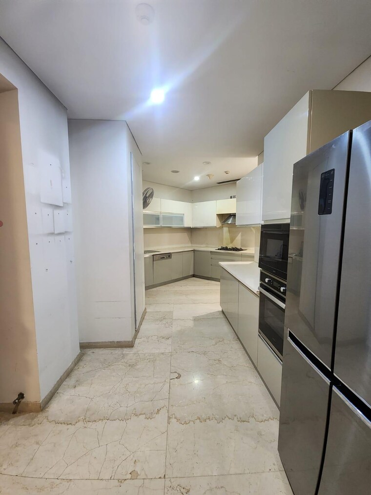 Kitchen, omkar-1973 4 Bedroom 3600 Sq.Ft. Apartment In Worli Mumbai 9383338