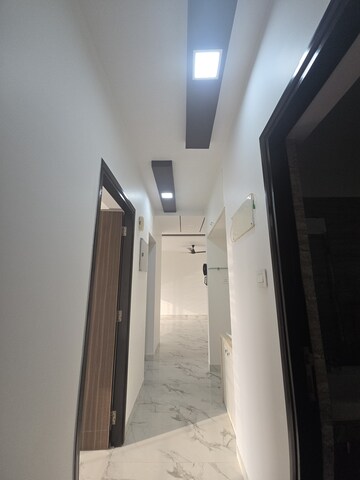 Building Lobby in 2 BHK Apartment at Raheja Ridgewood, Goregaon East – for Sale