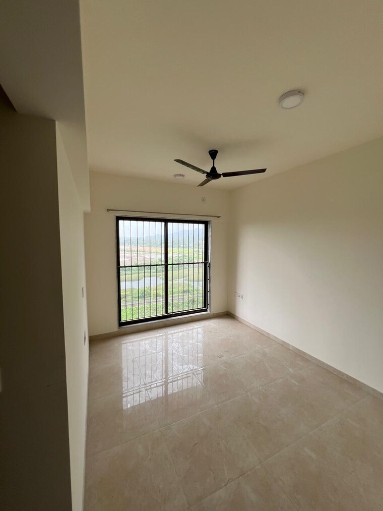 Room, sunteck-maxxworld 3 Bedroom 680 Sq.Ft. Apartment In Tivri Palghar 9383354