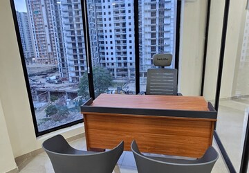 Office Space in IT/SEZ For Rent in Omaxe Hazratganj, Gomti Nagar