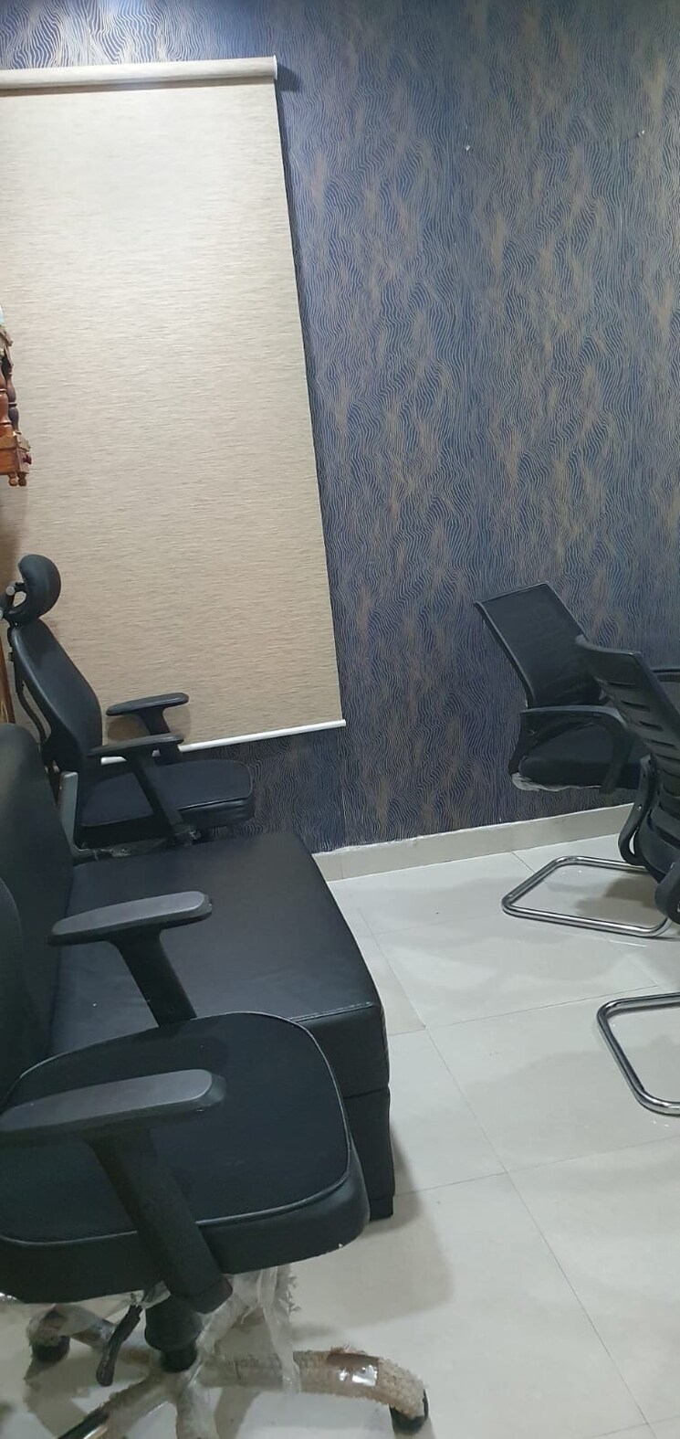 Team Area, motia-citi-royal-business-park Commercial Office Space 389 Sq.Ft. In Ambala Highway Zirakpur 9383448