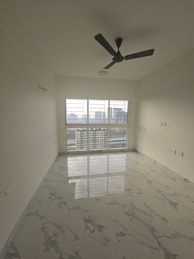 Room, raheja-ridgewood 2 Bedroom 1050 Sq.Ft. Apartment In Goregaon East Mumbai 9383430