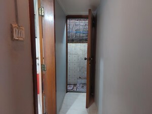 Building Lobby in 1 BHK Builder Floor at Koregaon Park Annexe – for Rent