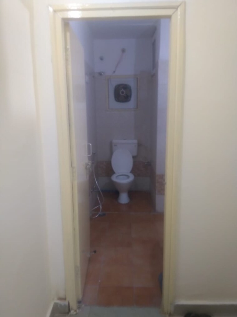 Bathroom, gomti nagar 2 Bedroom 1248 Sq.Ft. Apartment In Gomti Nagar Lucknow 9383506