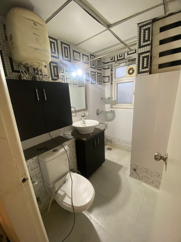 Master Bedroom, chd-avenue-71 3 Bedroom 1762 Sq.Ft. Apartment In Sector 71 Gurgaon 9383527