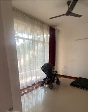 Living Room in 4 BHK Builder Floor at Rps Palms, Sector 88 – for Rent