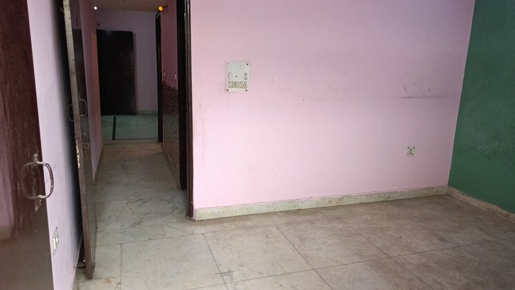 Room, vaishali sector 6 1 Bedroom 545 Sq.Ft. Builder Floor In Vaishali Sector 6 Ghaziabad 9383576