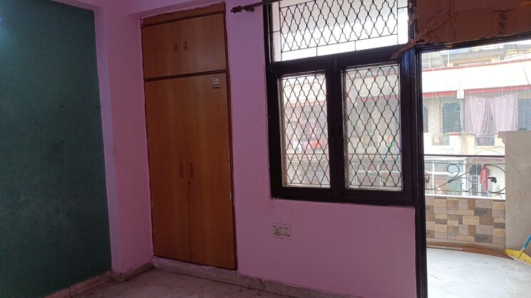 Room, vaishali sector 6 1 Bedroom 545 Sq.Ft. Builder Floor In Vaishali Sector 6 Ghaziabad 9383576