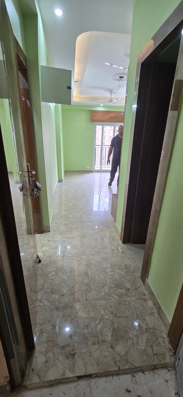 Balcony in 3.5 BHK Apartment at Amrapali Terrace Homes, Tech Zone 4 Greater Noida – for Rent