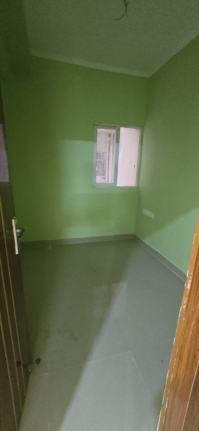 Room, amrapali-terrace-homes 3.5 Bedroom 1600 Sq.Ft. Apartment In Tech Zone 4 Greater Noida Greater Noida 9383619