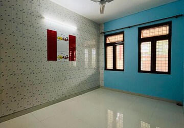 Room in 2 BHK Independent House at Sahastradhara Road – for Rent