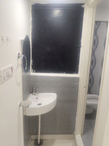 Bathroom in 1 BHK Apartment at Sri Sai Residency Kadubeesanahalli, Kadubeesanahalli – for Rent