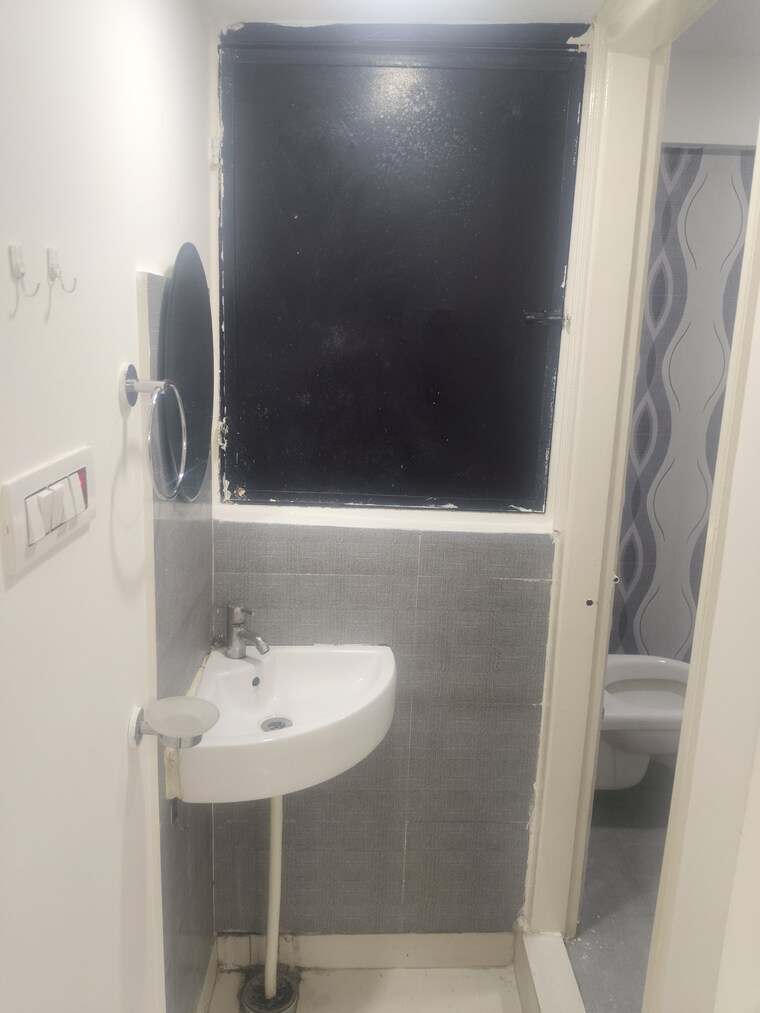 Bathroom, sri-sai-residency-kadubeesanahalli 1 Bedroom 600 Sq.Ft. Apartment In Kadubeesanahalli Bangalore 9383636